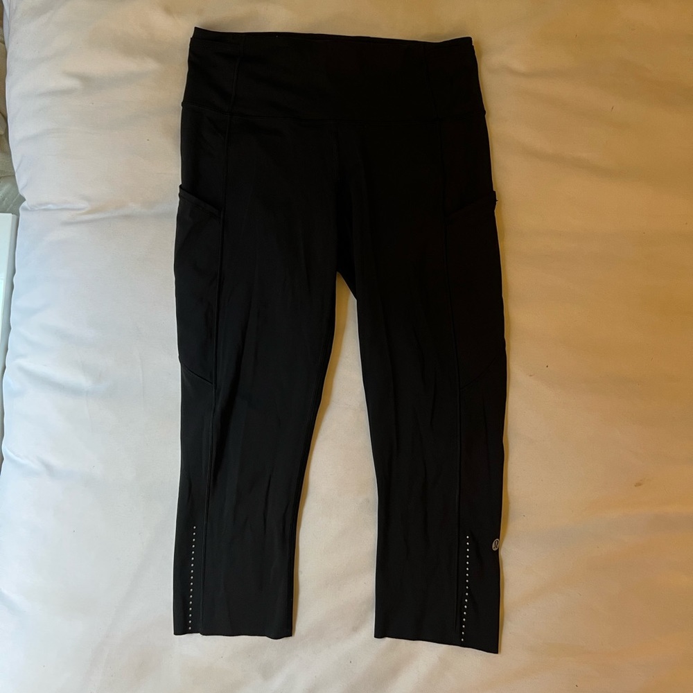 lululemon cropped capri leggings
